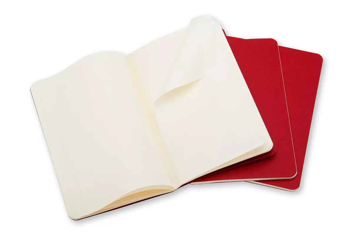 Een Moleskine Cahier Plain Notebook Large Cranberry Red koop je bij Moleskine.nl